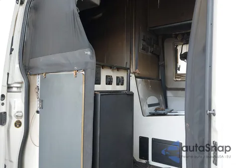 2020 Mercedes-Benz Sprinter 2500 Standard Roof V6 из США, поврежденный, VIN W1W4EBVY7LT024834